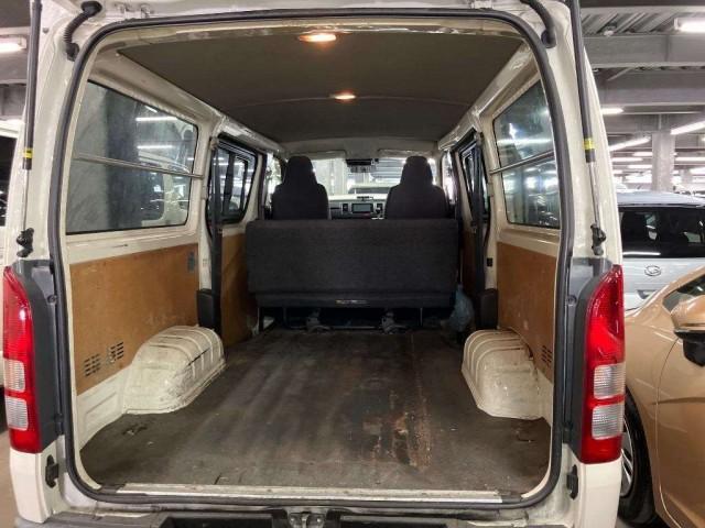 Ref:AUX-25118475 TOYOTA HIACE VAN 2023 3 Ref:AUX-25118475 TOYOTA HIACE VAN 2023 - Image 3