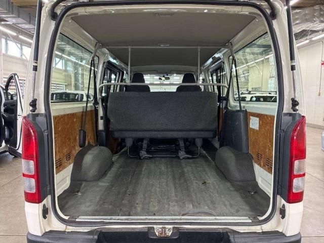 Ref:AUX-25118487 TOYOTA HIACE VAN 2017 3 Ref:AUX-25118487 TOYOTA HIACE VAN 2017 - Image 3