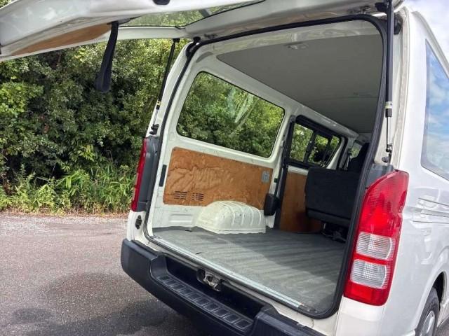 Ref:AUX-25122671 TOYOTA HIACE VAN 2018 3 Ref:AUX-25122671 TOYOTA HIACE VAN 2018 - Image 3
