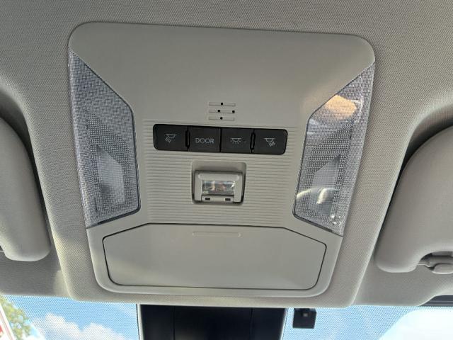 Ref:AUX-25122754 TOYOTA RAV4 2022 17 Ref:AUX-25122754 TOYOTA RAV4 2022 - Image 17