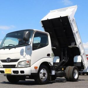 2012 Hino Dutro white diesel used car Japan export