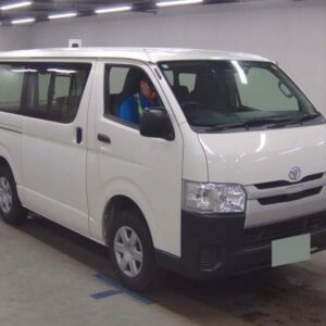 2019 Toyota Hiace Van white diesel used car Japan export