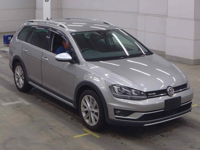Ref:AUX-25123114 VOLKSWAGEN GOLF ALLTRACK 2017 1 2017 Volkswagen Golf Alltrack gray gasoline used car Japan export