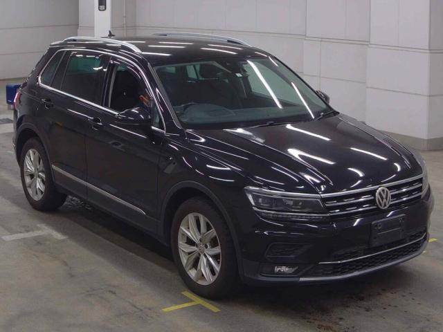 Ref:AUX-25123129 VOLKSWAGEN TIGUAN 2018 1 2018 Volkswagen Tiguan black diesel used car Japan export