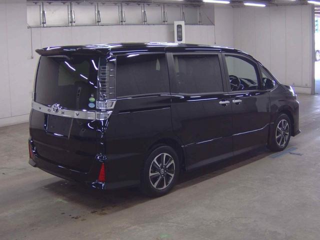 Ref:AUX-25123197 TOYOTA VOXY 2019 5 Ref:AUX-25123197 TOYOTA VOXY 2019 - Image 5