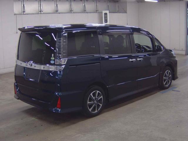 Ref:AUX-25123399 TOYOTA VOXY 2018 5 Ref:AUX-25123399 TOYOTA VOXY 2018 - Image 5