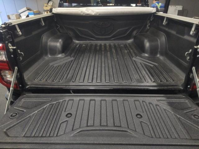 Ref:AUX-25123403 TOYOTA HILUX 2023 4 Ref:AUX-25123403 TOYOTA HILUX 2023 - Image 4