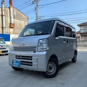 2020 Nissan Nv100Clipper Van silver gasoline used car Japan export