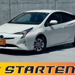 2016 Toyota Prius pearl hybrid used car Japan export
