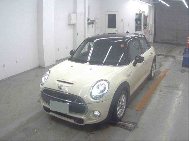 Ref:AUX-25138376 MINI MINI 2016 1 2016 Mini Mini white gasoline used car Japan export