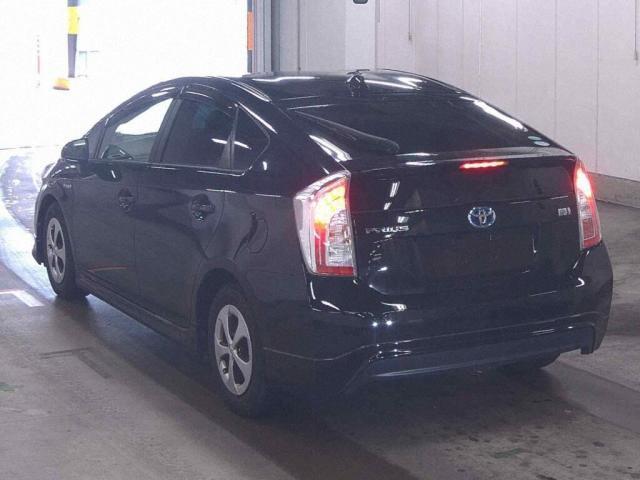 Ref:AUX-25138607 TOYOTA PRIUS 2015 2 Ref:AUX-25138607 TOYOTA PRIUS 2015 - Image 2