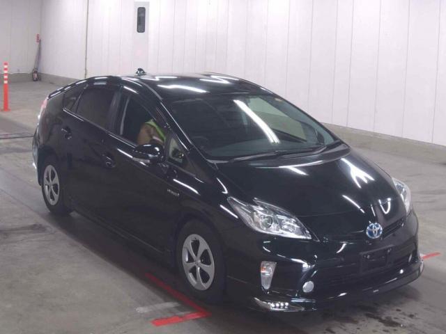 Ref:AUX-25138607 TOYOTA PRIUS 2015 1 2015 Toyota Prius black gasoline used car Japan export