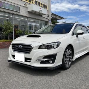 2018 Subaru Levorg pearl gasoline used car Japan export