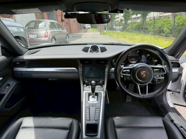 Ref:AUX-25138804 PORSCHE 911 2017 3 Ref:AUX-25138804 PORSCHE 911 2017 - Image 3