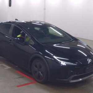 2024 Toyota Prius black gasoline used car Japan export