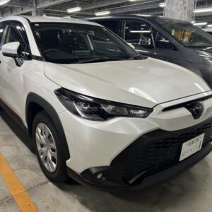 2024 Toyota Corolla Cross pearl gasoline used car Japan export