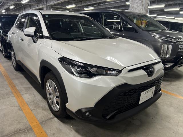 Ref:AUX-25141425 TOYOTA COROLLA CROSS 2024 1 2024 Toyota Corolla Cross pearl gasoline used car Japan export