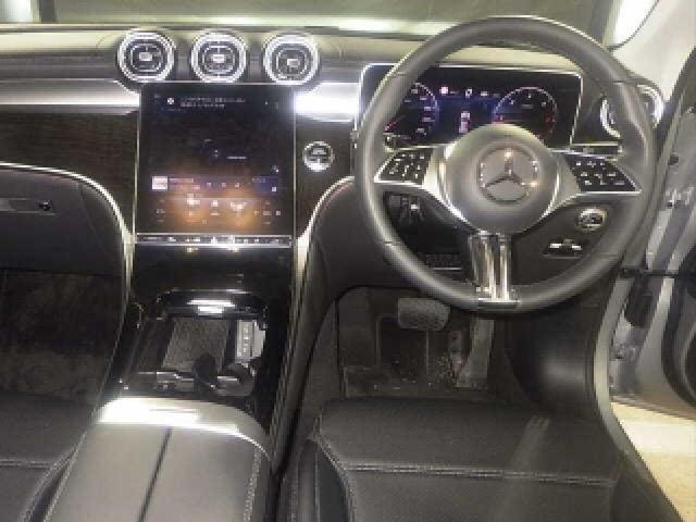 Ref:AUX-25143207 MERCEDES BENZ GLC-CLASS 2024 3 Ref:AUX-25143207 MERCEDES BENZ GLC-CLASS 2024 - Image 3