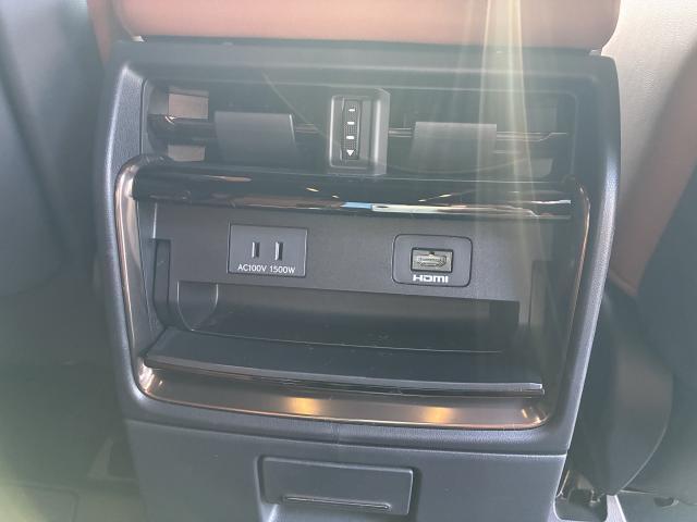 Ref:AUX-25143314 TOYOTA VELLFIRE HYBRID 2026 12 Ref:AUX-25143314 TOYOTA VELLFIRE HYBRID 2026 - Image 12