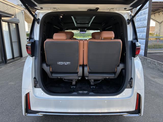 Ref:AUX-25143314 TOYOTA VELLFIRE HYBRID 2026 10 Ref:AUX-25143314 TOYOTA VELLFIRE HYBRID 2026 - Image 10