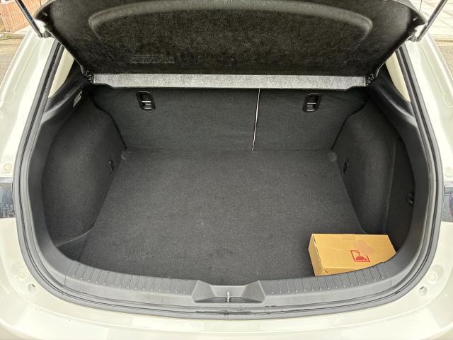 Ref:AUX-25143577 MAZDA AXELA SPORT 2018 19 Ref:AUX-25143577 MAZDA AXELA SPORT 2018 - Image 19