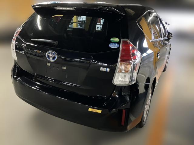 Ref:AUX-25152527 TOYOTA PRIUS ALPHA 2018 4 Ref:AUX-25152527 TOYOTA PRIUS ALPHA 2018 - Image 4