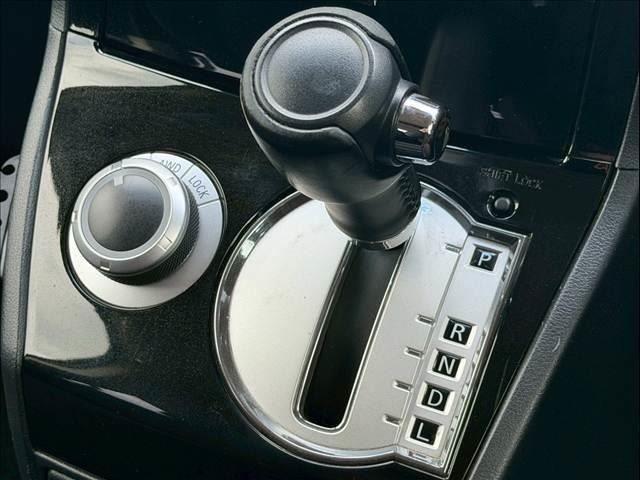 Ref:AUX-25152588 MITSUBISHI DELICA D:5 2018 16 Ref:AUX-25152588 MITSUBISHI DELICA D:5 2018 - Image 16