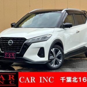 2021 Nissan Kicks pearl hybrid used car Japan export