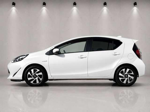 Ref:AUX-25156048 TOYOTA AQUA 2018 2 Ref:AUX-25156048 TOYOTA AQUA 2018 - Image 2