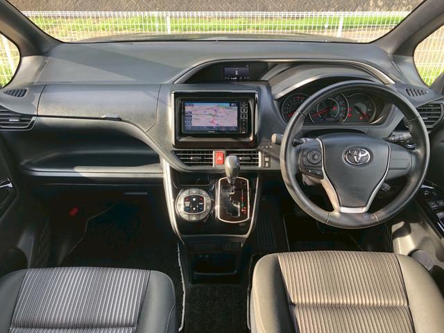 Ref:AUX-25157792 TOYOTA VOXY 2018 2 Ref:AUX-25157792 TOYOTA VOXY 2018 - Image 2