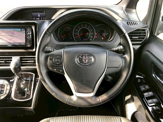 Ref:AUX-25157792 TOYOTA VOXY 2018 9 Ref:AUX-25157792 TOYOTA VOXY 2018 - Image 9