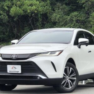2021 Toyota Harrier pearl gasoline used car Japan export