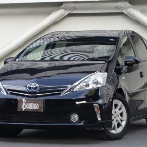 2013 Toyota Prius Alpha black hybrid used car Japan export