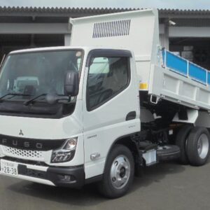 2026 Mitsubishi Fuso Canter white diesel used car Japan export