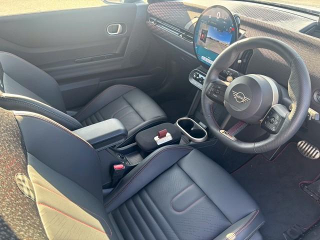Ref:AUX-25158766 MINI MINI 2025 8 Ref:AUX-25158766 MINI MINI 2025 - Image 8