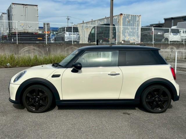 Ref:AUX-25158810 MINI MINI 2022 4 Ref:AUX-25158810 MINI MINI 2022 - Image 4