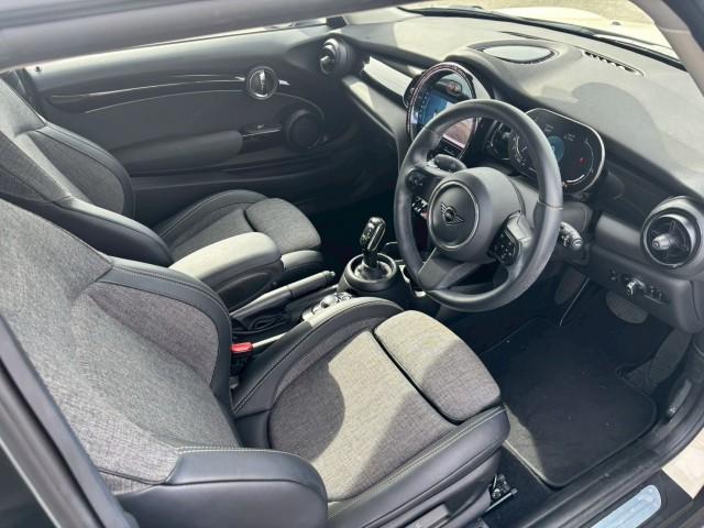 Ref:AUX-25158810 MINI MINI 2022 6 Ref:AUX-25158810 MINI MINI 2022 - Image 6