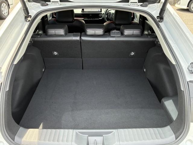 Ref:AUX-25158960 TOYOTA PRIUS 2023 19 Ref:AUX-25158960 TOYOTA PRIUS 2023 - Image 19