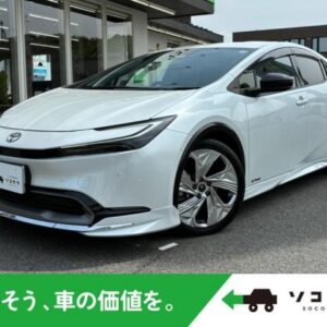 2023 Toyota Prius pearl gasoline used car Japan export