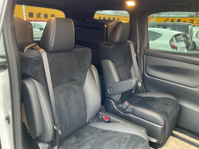 Ref:AUX-25158967 TOYOTA ALPHARD HYBRID 2022 18 Ref:AUX-25158967 TOYOTA ALPHARD HYBRID 2022 - Image 18