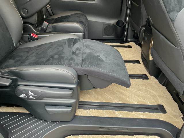 Ref:AUX-25158967 TOYOTA ALPHARD HYBRID 2022 20 Ref:AUX-25158967 TOYOTA ALPHARD HYBRID 2022 - Image 20
