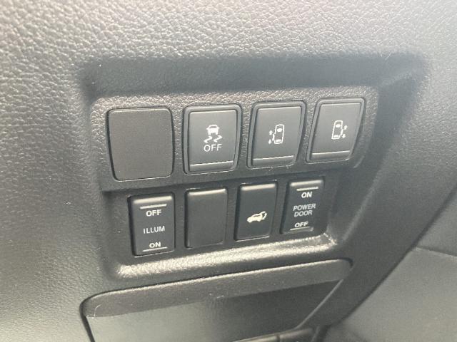 Ref:AUX-25160356 NISSAN ELGRAND 2016 12 Ref:AUX-25160356 NISSAN ELGRAND 2016 - Image 12