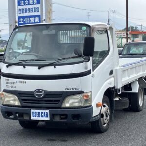 2011 Hino Dutro white diesel used car Japan export