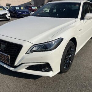 2020 Toyota Crown Hybrid pearl gasoline used car Japan export