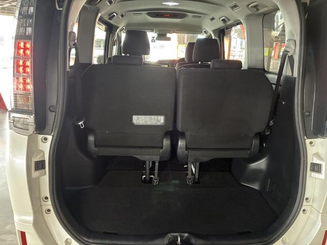 Ref:AUX-25163321 TOYOTA VOXY 2016 19 Ref:AUX-25163321 TOYOTA VOXY 2016 - Image 19