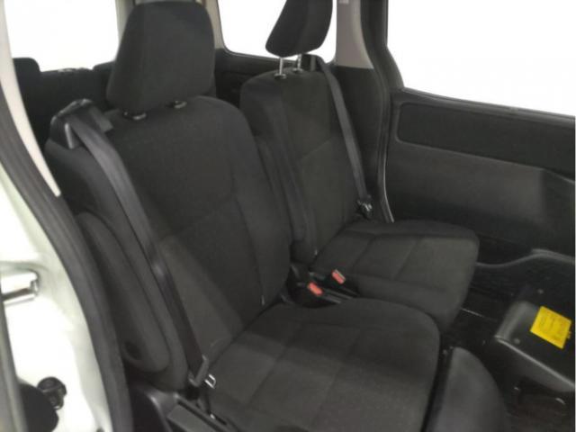 Ref:AUX-25163321 TOYOTA VOXY 2016 6 Ref:AUX-25163321 TOYOTA VOXY 2016 - Image 6