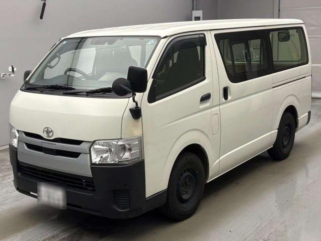 Ref:AUX-25163628 TOYOTA HIACE VAN 2018 1 2018 Toyota Hiace Van white diesel used car Japan export
