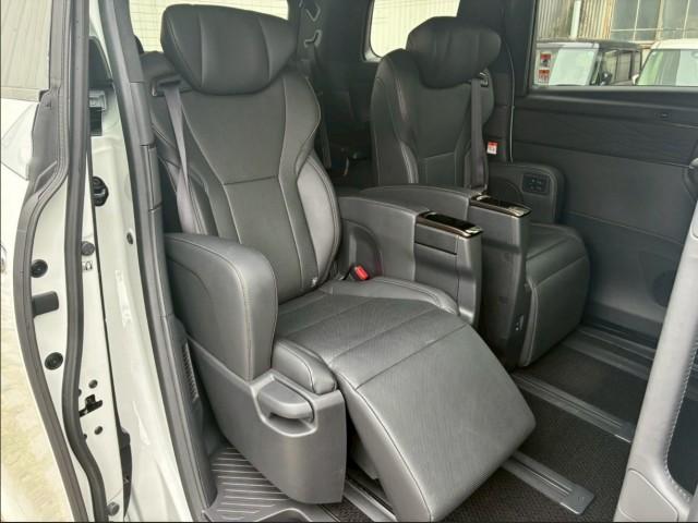 Ref:AUX-25163663 TOYOTA ALPHARD 2025 7 Ref:AUX-25163663 TOYOTA ALPHARD 2025 - Image 7
