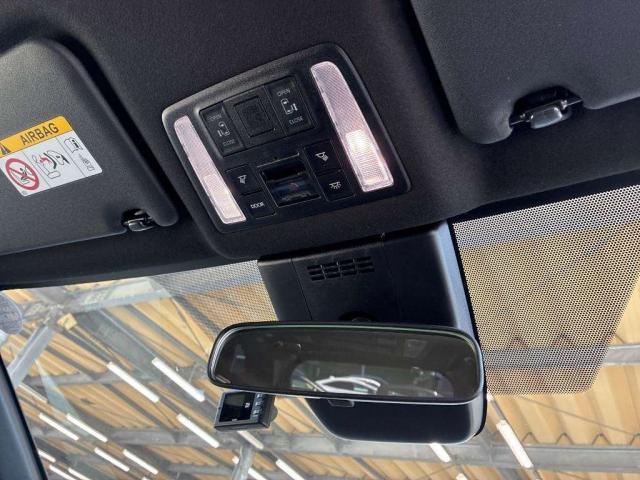 Ref:AUX-25163835 TOYOTA VOXY 2023 11 Ref:AUX-25163835 TOYOTA VOXY 2023 - Image 11