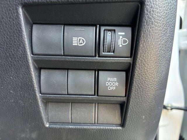 Ref:AUX-25163835 TOYOTA VOXY 2023 10 Ref:AUX-25163835 TOYOTA VOXY 2023 - Image 10